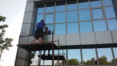 Αδιαβροχοποίηση για τζάμια, είδη υγιεινής 100ml